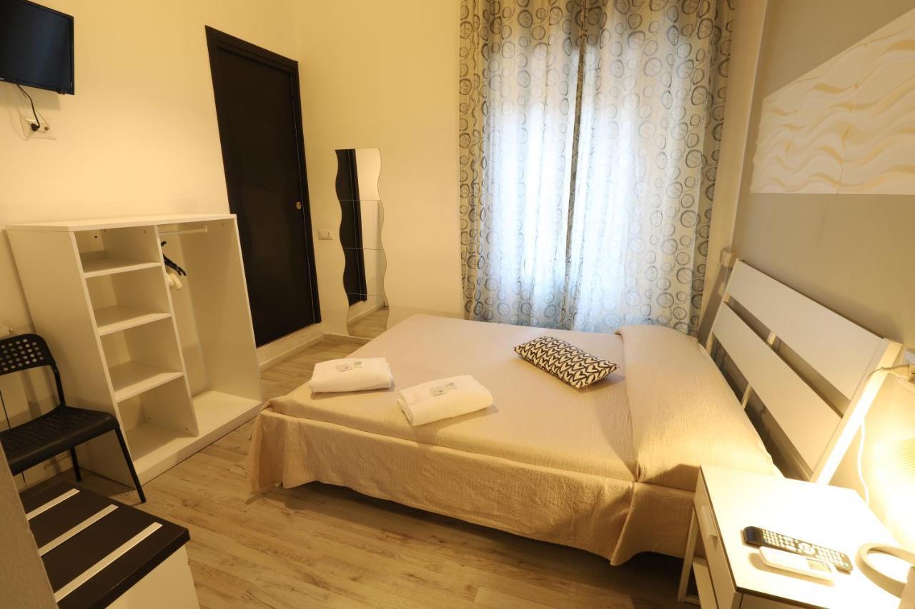 Guest House Minas Milaan Buitenkant foto