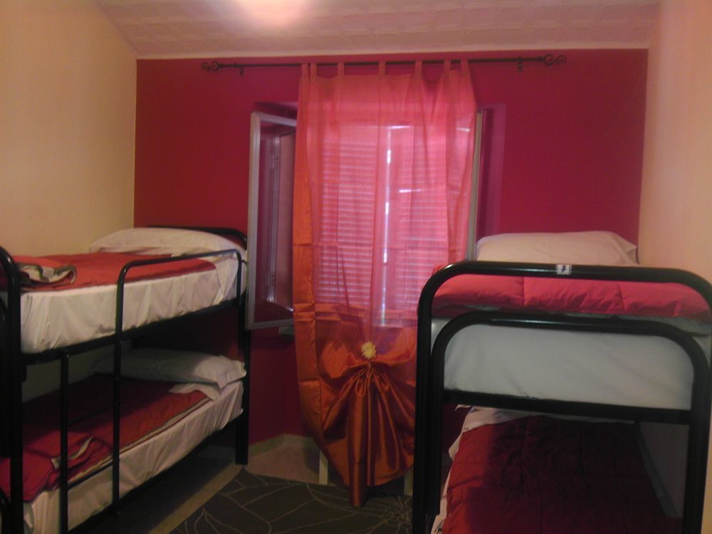 Guest House Minas Milaan Buitenkant foto
